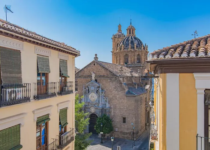 Hotel cerca del colegio: Mosaiko Homes Catedral Granada
