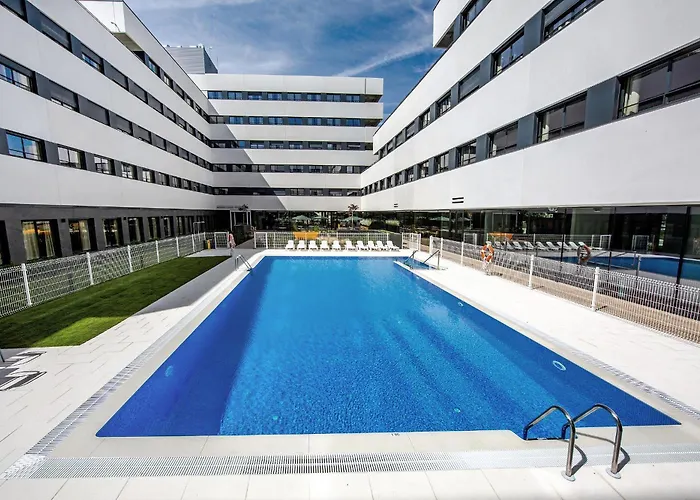 Student Experience - Luxury