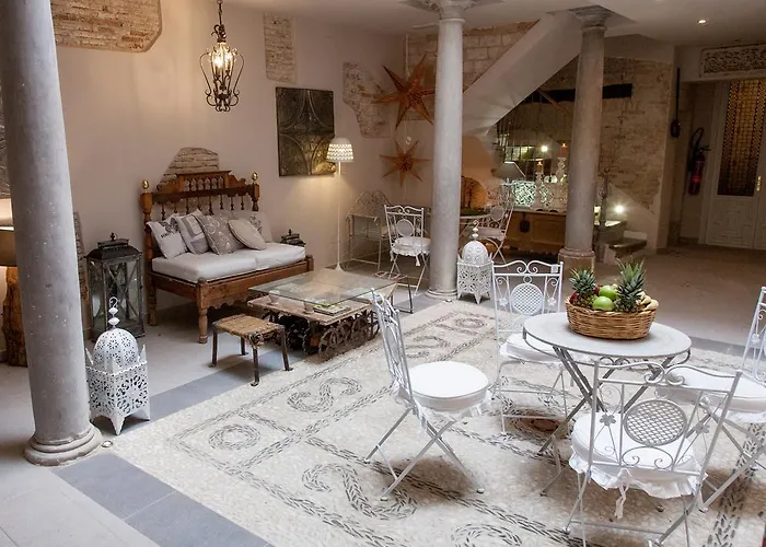 Ferienvermietung: Palacio Almagra